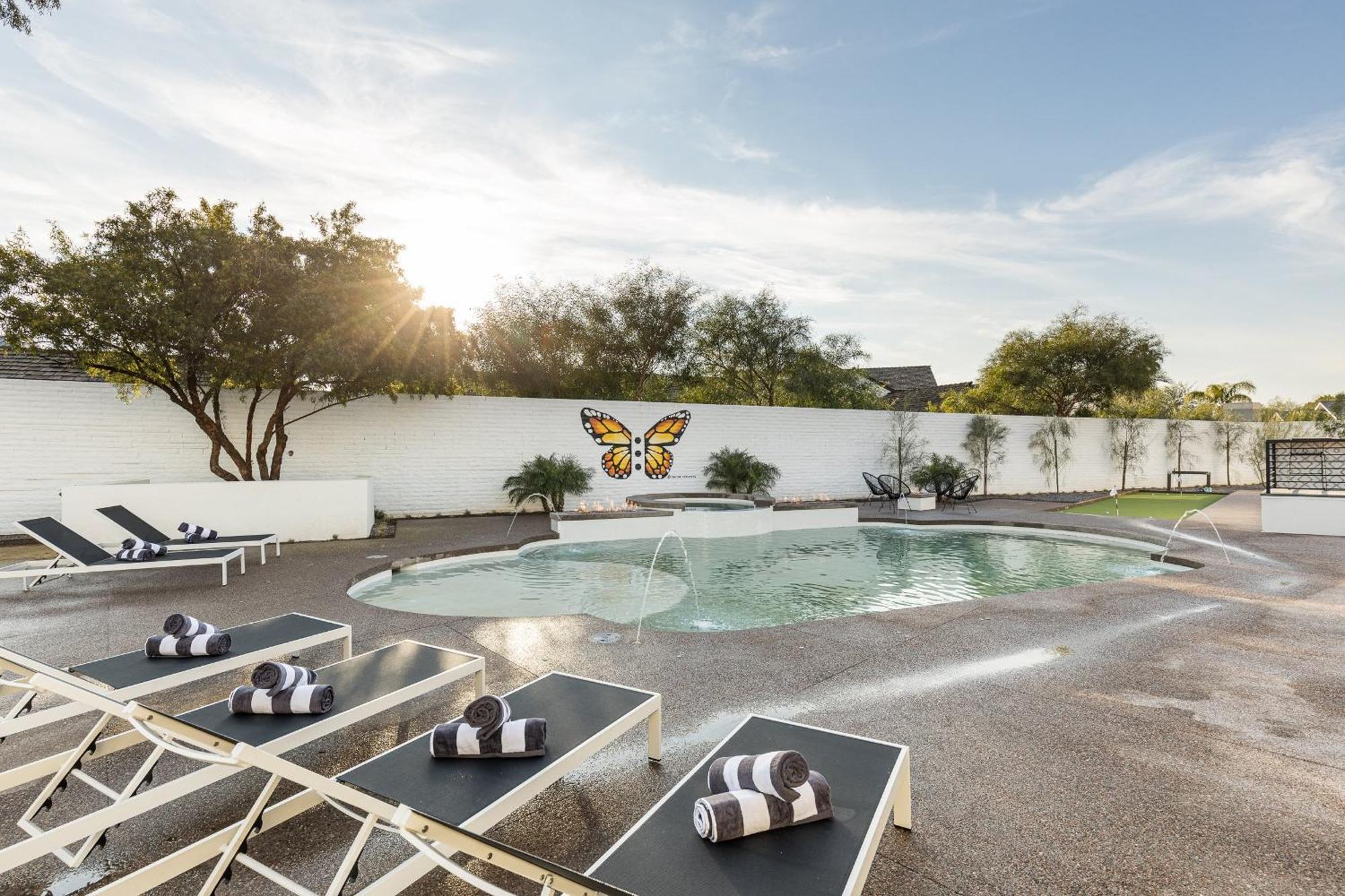 Luxury Micro-Resort, Theater, Sauna, Heated Pool Phoenix Eksteriør billede